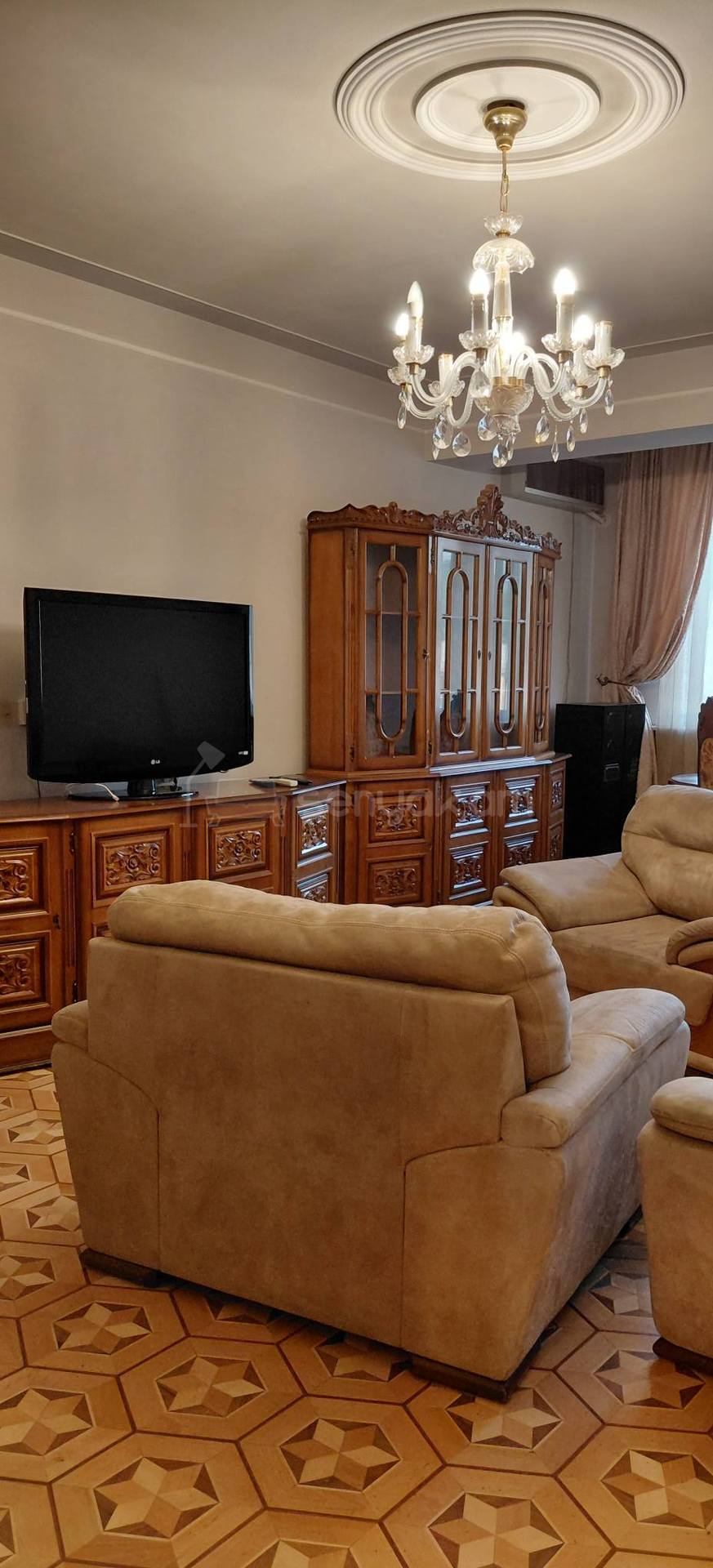 3 Սենյականոց Բնակարան Քարե Շենքում, 80քմ, 4/5 հարկ, Կապիտալ Վերանորոգված