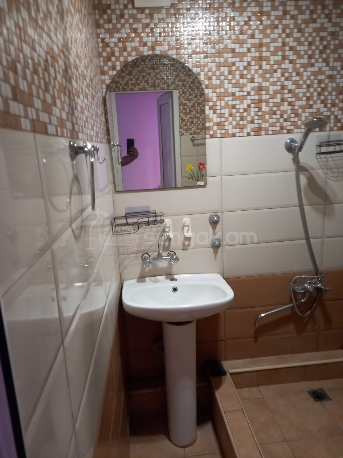 3 Սենյականոց Բնակարան, 104քմ, 2/10 հարկ, Կոսմետիկ Վերանորոգված, Կահավորված, Արևկող
