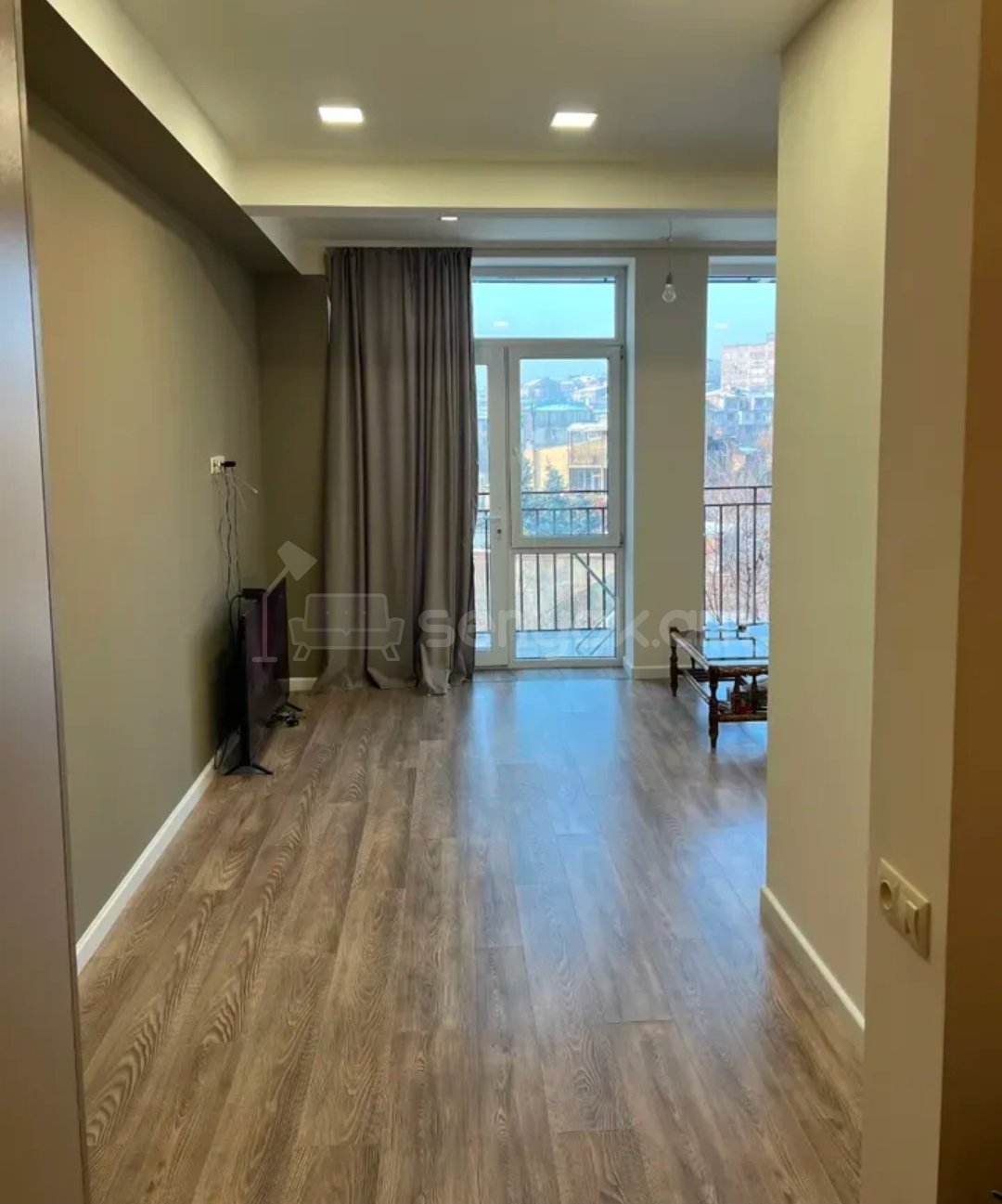 1 Սենյականոց Բնակարան Նորակառույցում, 39քմ, 3/4 հարկ, Կապիտալ Վերանորոգված