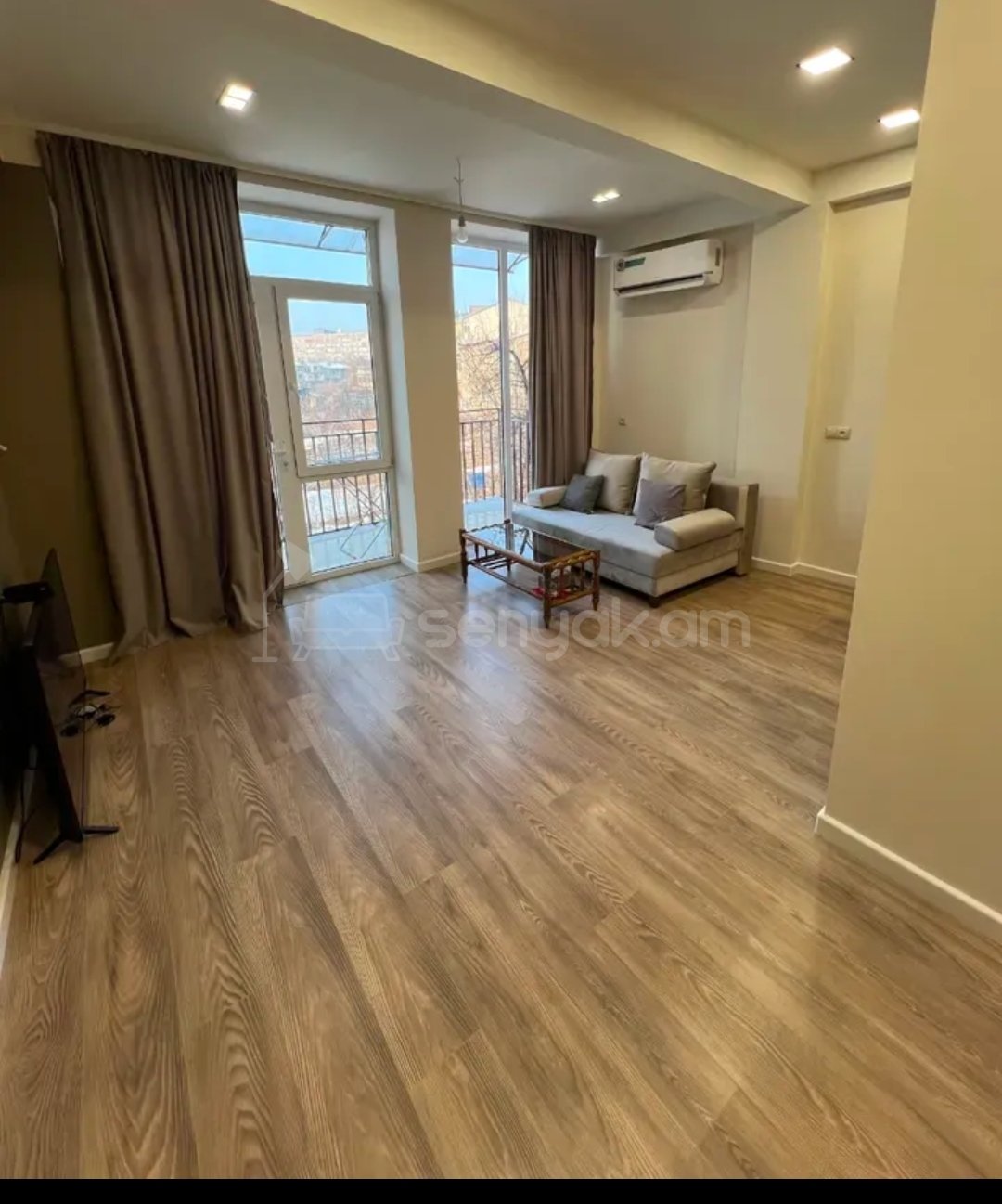 1 Սենյականոց Բնակարան Նորակառույցում, 39քմ, 3/4 հարկ, Կապիտալ Վերանորոգված