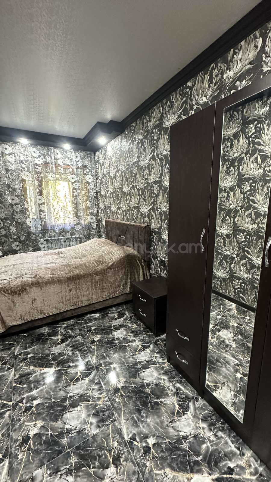 3 Սենյականոց Բնակարան, 80քմ, 1/9 հարկ, Կապիտալ Վերանորոգված, Կահավորված
