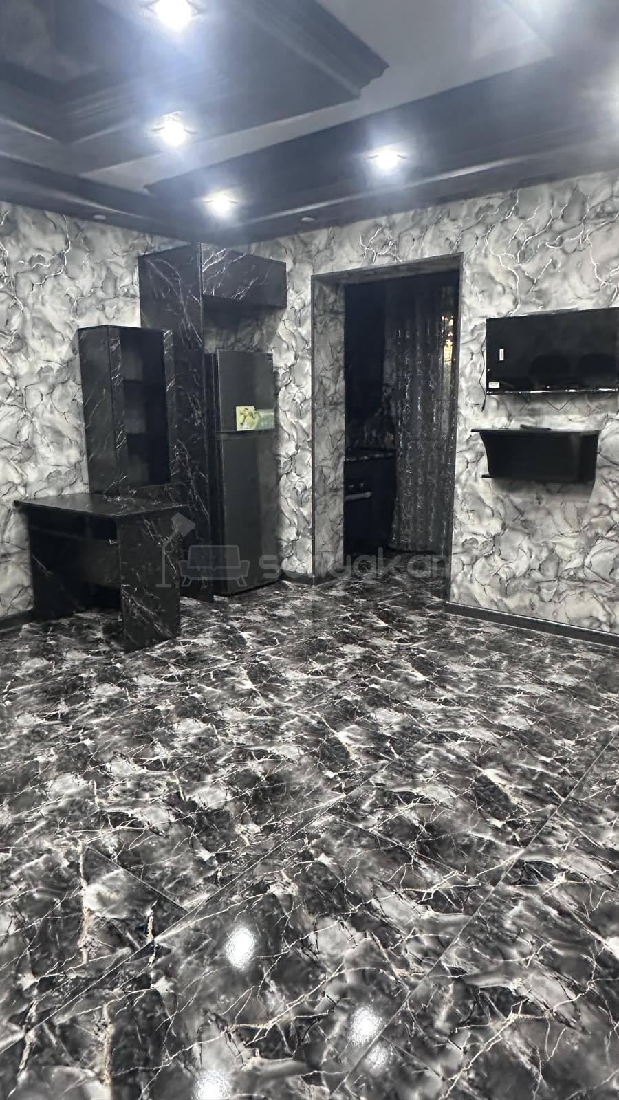 3 Սենյականոց Բնակարան, 80քմ, 1/9 հարկ, Կապիտալ Վերանորոգված, Կահավորված