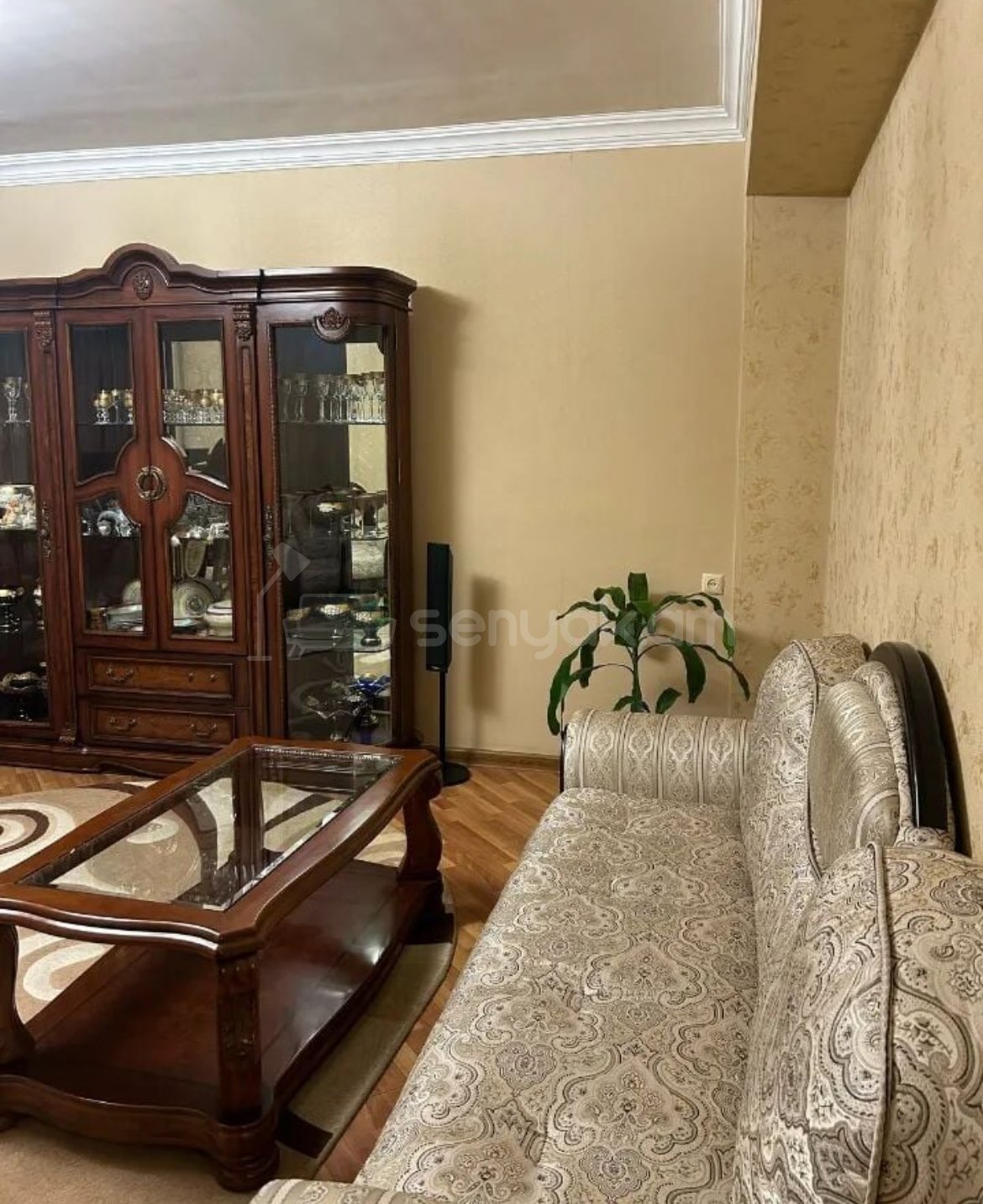 4 Սենյականոց Բնակարան, 96քմ, 1/9 հարկ, Կապիտալ Վերանորոգված