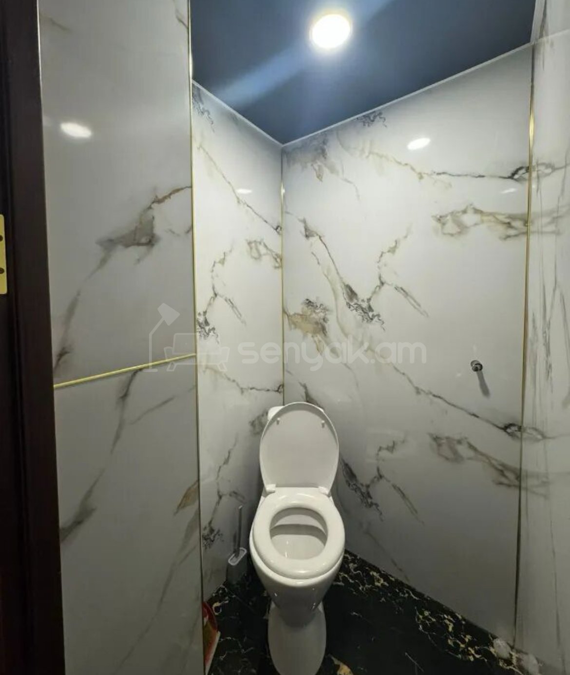 4 Սենյականոց Բնակարան, 96քմ, 1/9 հարկ, Կապիտալ Վերանորոգված