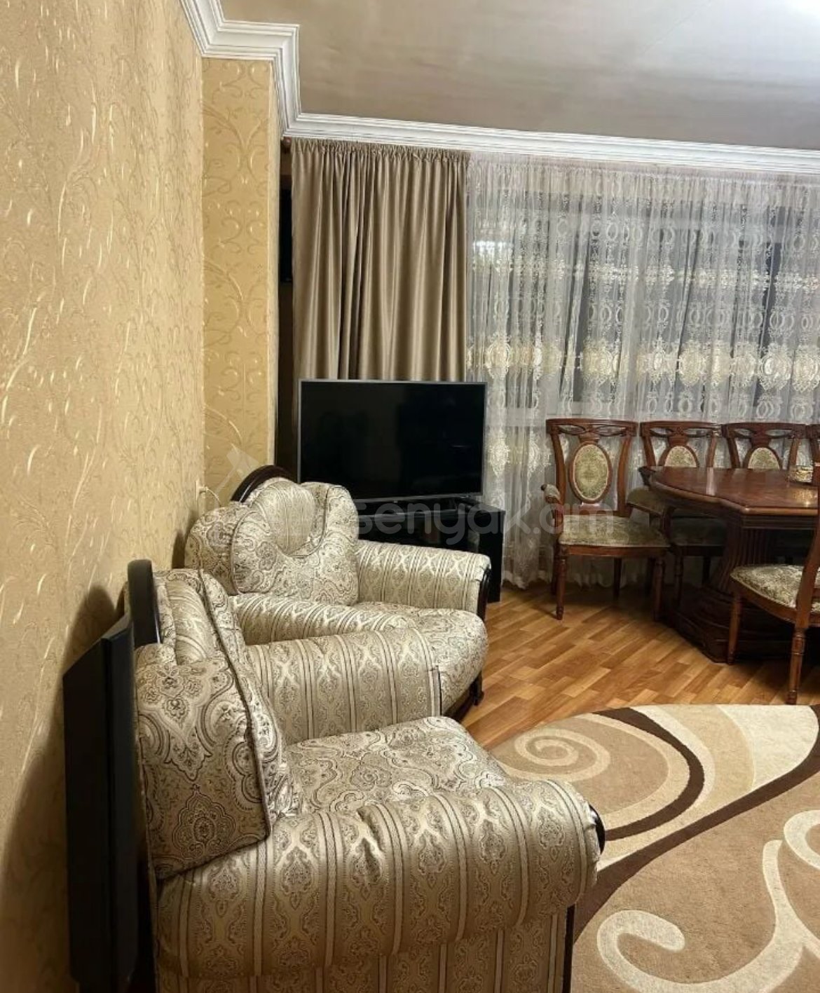 4 Սենյականոց Բնակարան, 96քմ, 1/9 հարկ, Կապիտալ Վերանորոգված