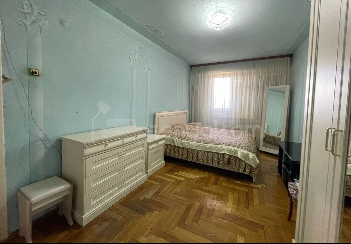 4 Սենյականոց Բնակարան, 110քմ, 13/14 հարկ, Նորմալ Վիճակում