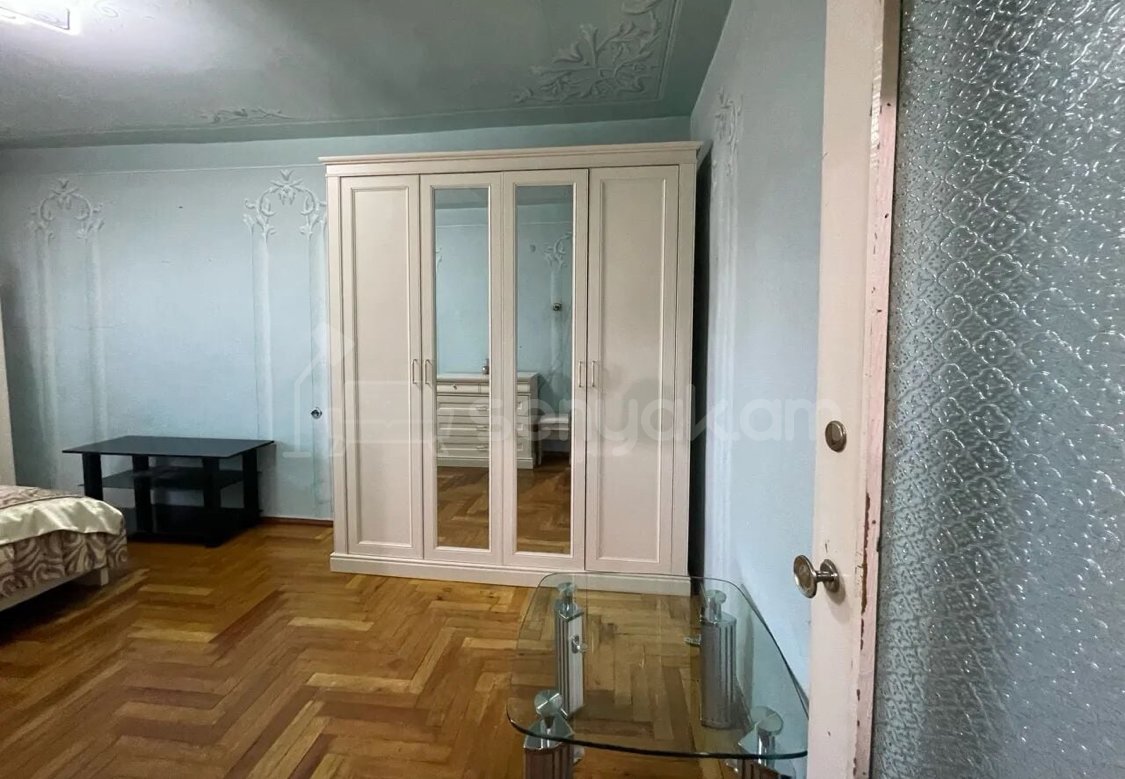 4 Սենյականոց Բնակարան, 110քմ, 13/14 հարկ, Նորմալ Վիճակում