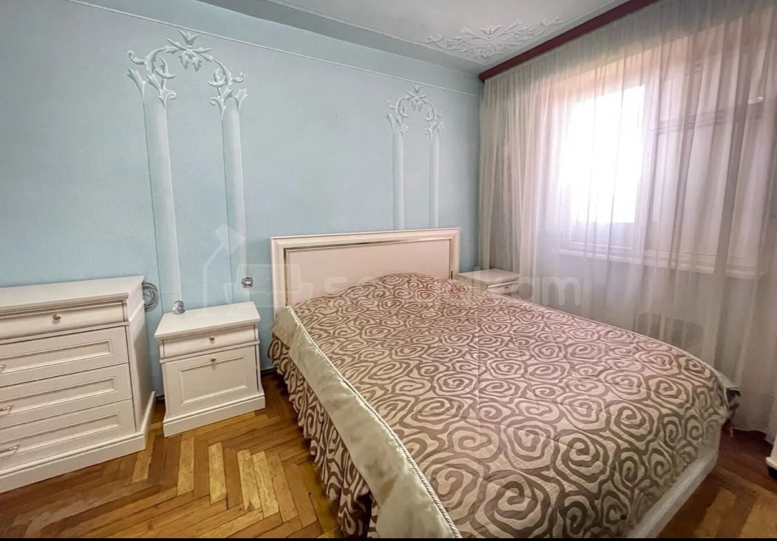 4 Սենյականոց Բնակարան, 110քմ, 13/14 հարկ, Նորմալ Վիճակում