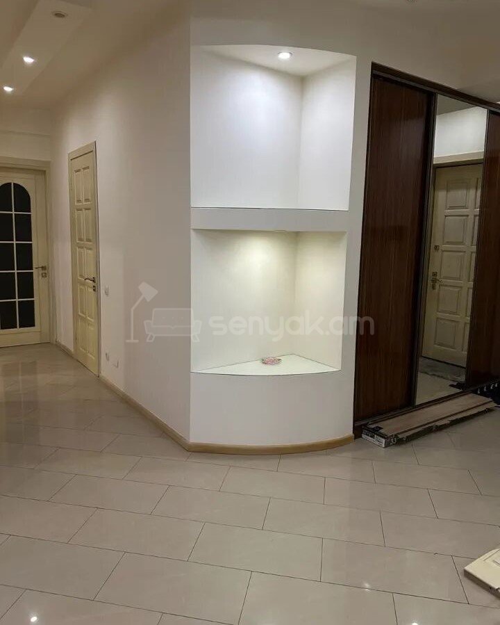 3 Սենյականոց Բնակարան Նորակառույցում, 118քմ, 6/20 հարկ, Կապիտալ Վերանորոգված