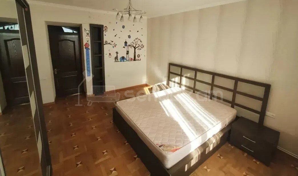 2 Սենյականոց Բնակարան Քարե Շենքում, 50քմ, 3/4 հարկ, Կապիտալ Վերանորոգված
