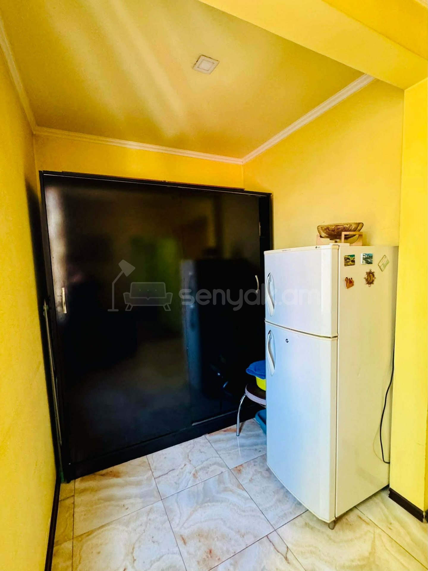 3 Սենյականոց Բնակարան Քարե Շենքում, 60քմ, 3/5 հարկ, Կապիտալ Վերանորոգված