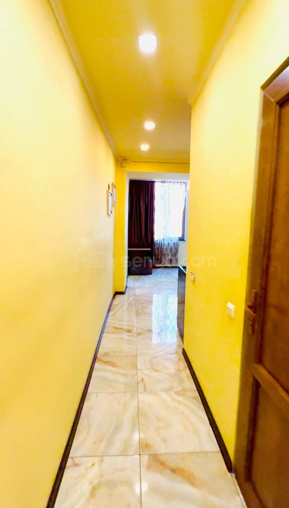 3 Սենյականոց Բնակարան Քարե Շենքում, 60քմ, 3/5 հարկ, Կապիտալ Վերանորոգված