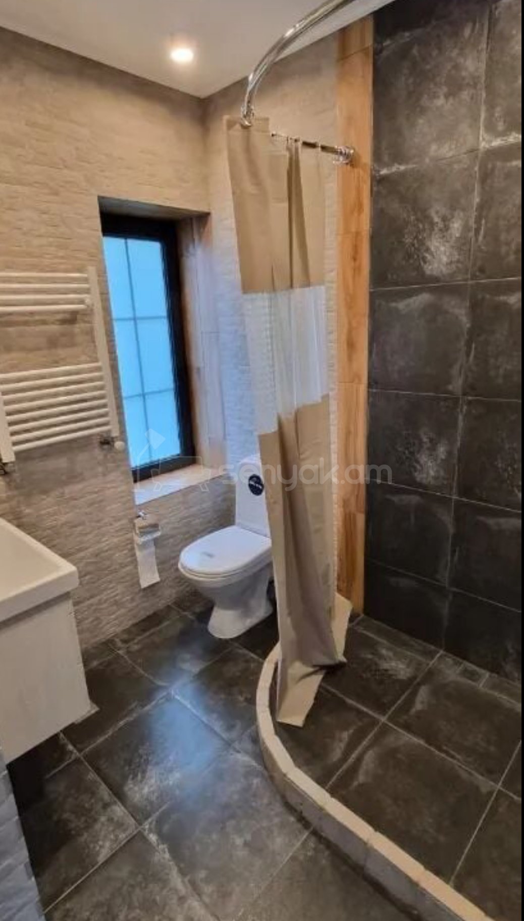 4 Սենյականոց Սեփական Տուն, 300քմ, Կապիտալ Վերանորոգված, Կահավորված, Ավտոտնակով