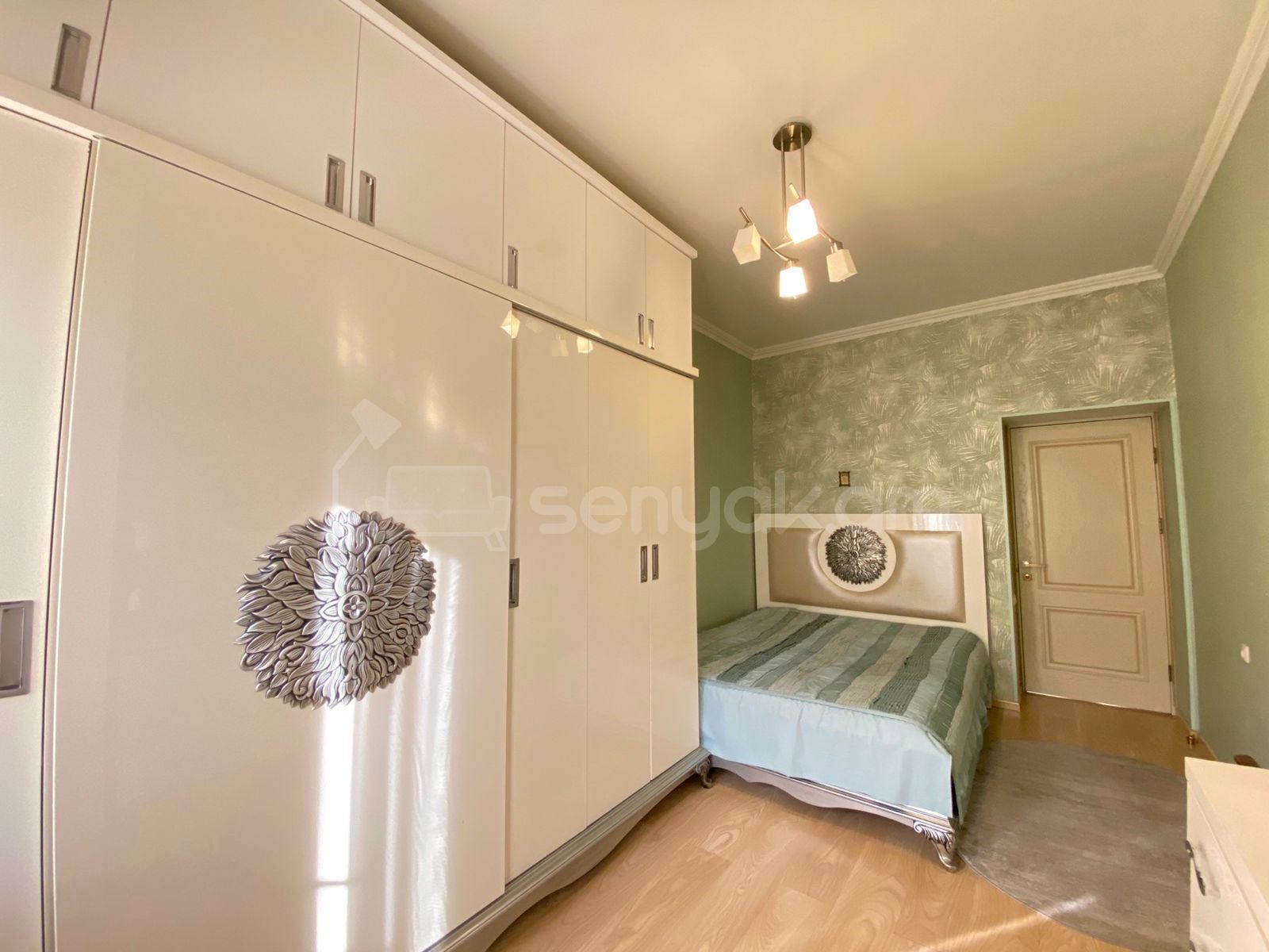 2 Սենյականոց Բնակարան Քարե Շենքում, 120քմ, 5/5 հարկ, Դիզայներական Վերանորոգված, Կահավորված, Արևկող