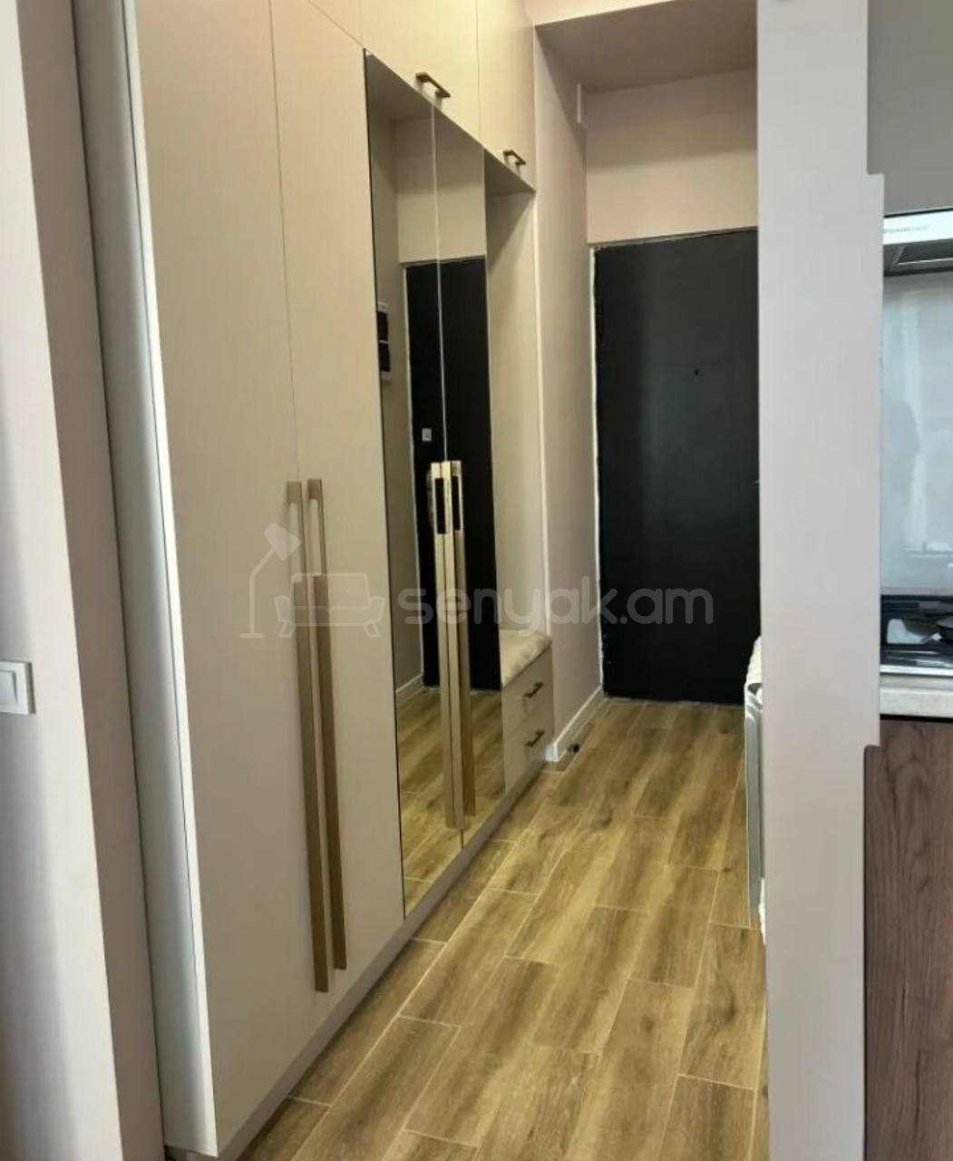 2 Սենյականոց Բնակարան, 41քմ, 5/7 հարկ, Կապիտալ Վերանորոգված