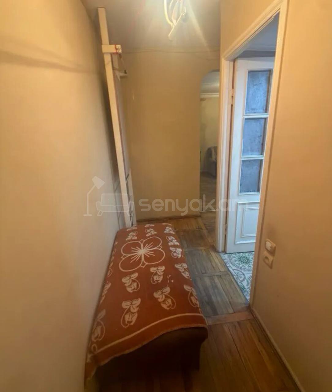 2 Սենյականոց Բնակարան, 50քմ, 3/3 հարկ, Կոսմետիկ Վերանորոգված, Կահավորված
