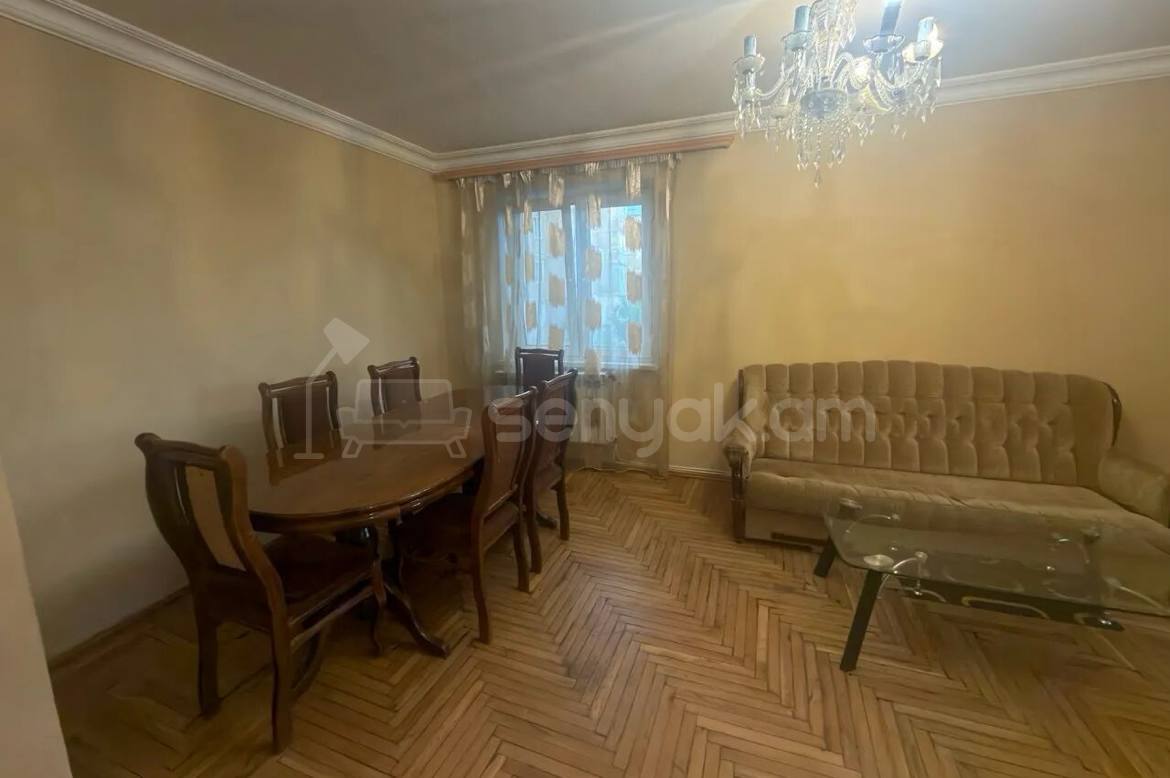 2 Սենյականոց Բնակարան, 50քմ, 3/3 հարկ, Կոսմետիկ Վերանորոգված, Կահավորված