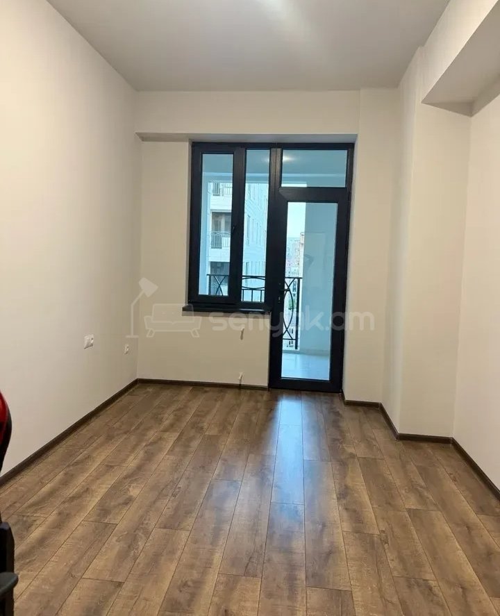 3 Սենյականոց Բնակարան Նորակառույցում, 100քմ, 12/12 հարկ, Կապիտալ Վերանորոգված