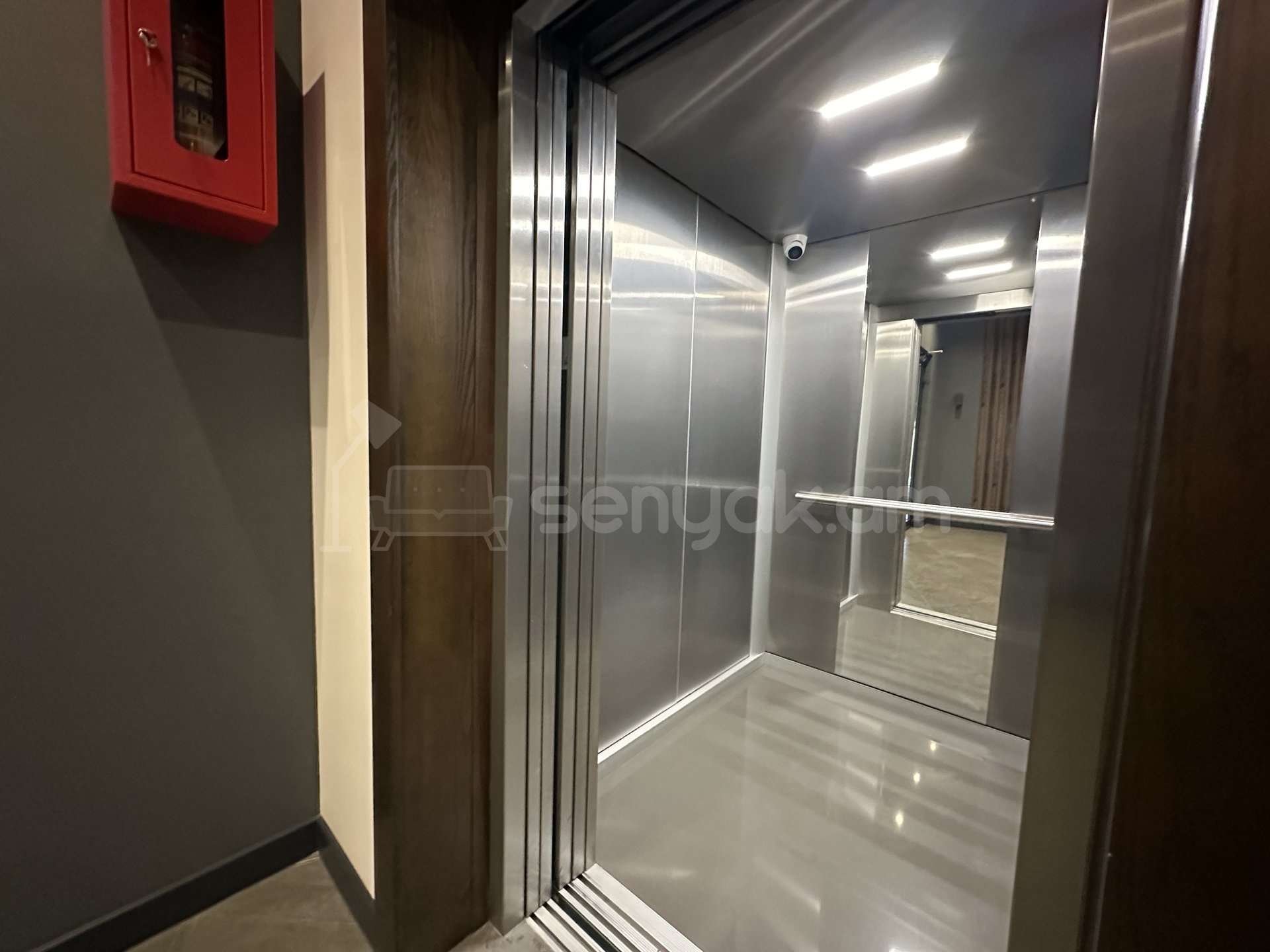 2 Սենյականոց Բնակարան Նորակառույցում, 63քմ, 4/7 հարկ, Դիզայներական Վերանորոգված, Կահավորված, Արևկող