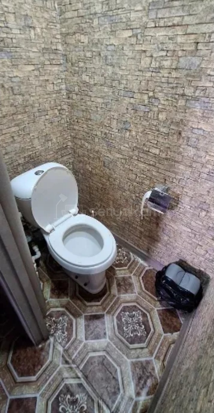 3 Սենյականոց Բնակարան, 77քմ, 1/9 հարկ, Նորմալ Վիճակում