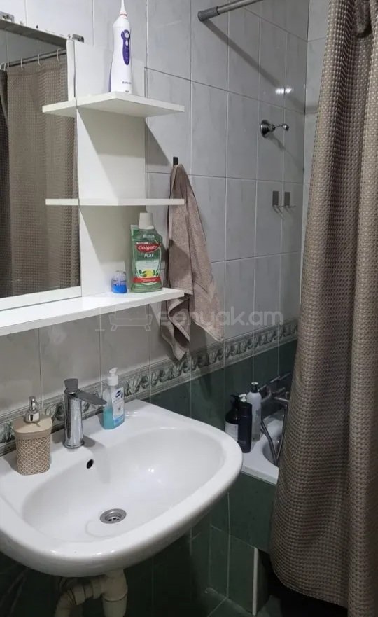 3 Սենյականոց Բնակարան, 75քմ, 4/4 հարկ, Կապիտալ Վերանորոգված, Կահավորված