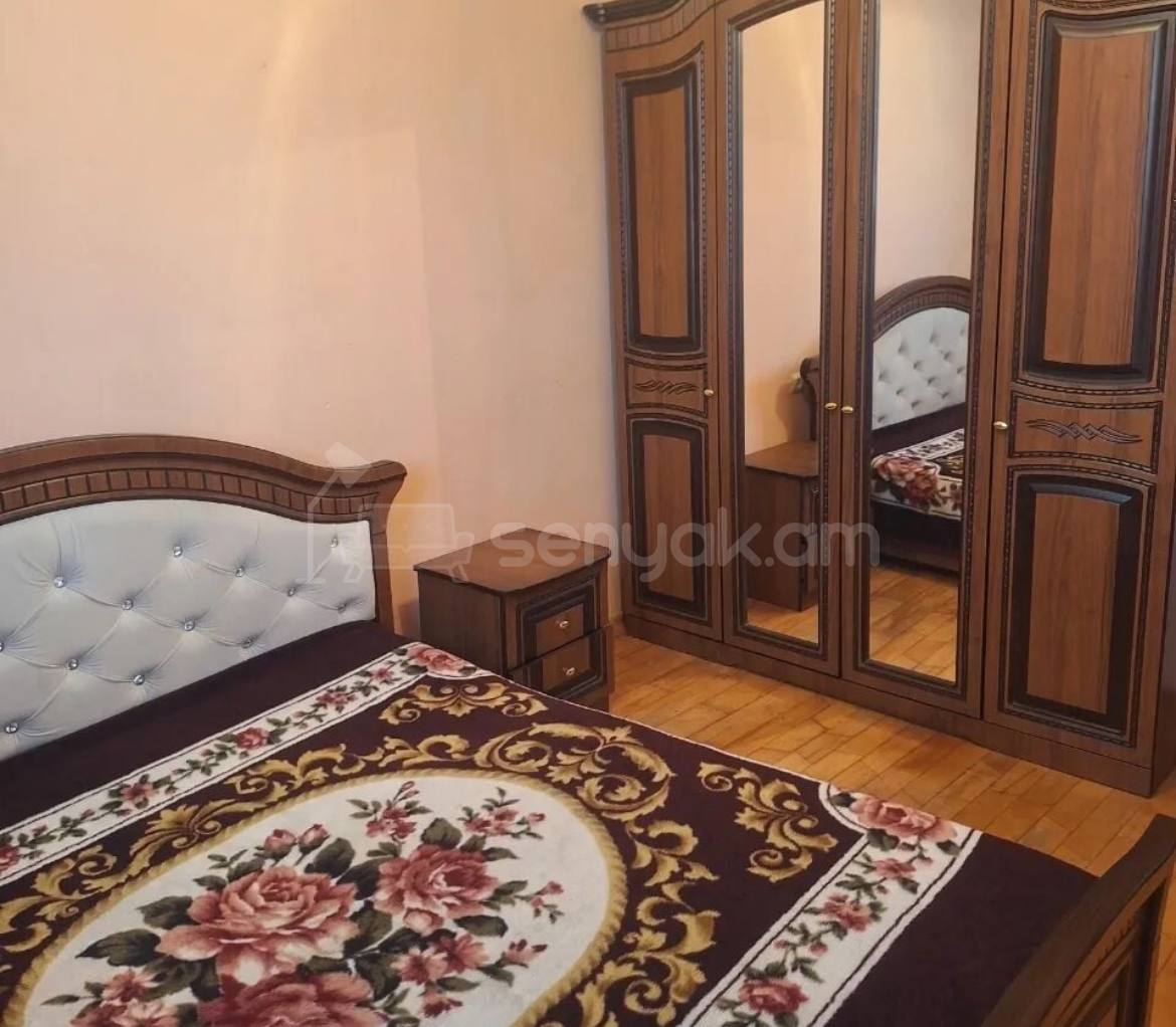 3 Սենյականոց Սեփական Տուն, 105քմ, Կոսմետիկ Վերանորոգված, Կահավորված