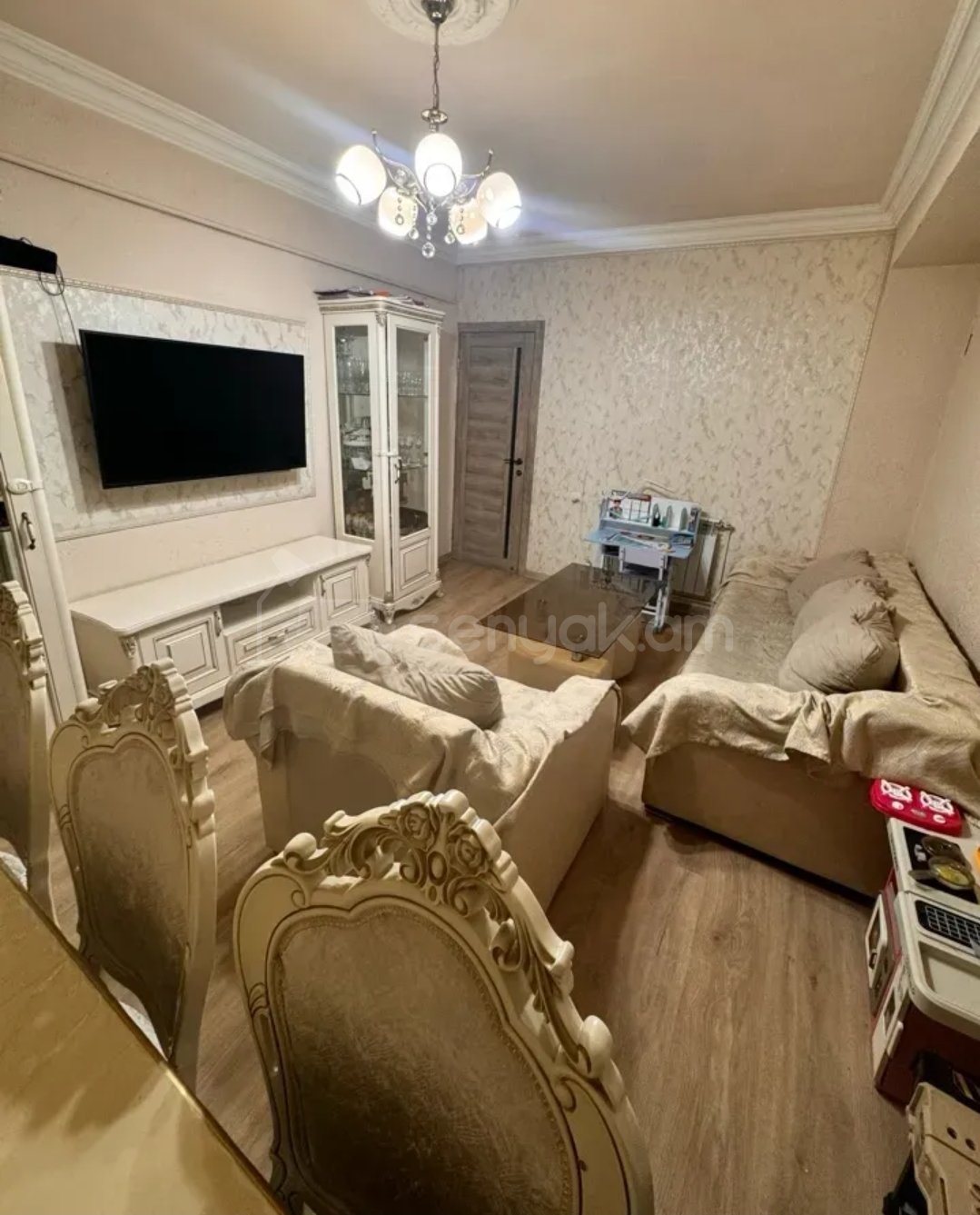 3 Սենյականոց Բնակարան, 45քմ, 9/9 հարկ, Կապիտալ Վերանորոգված