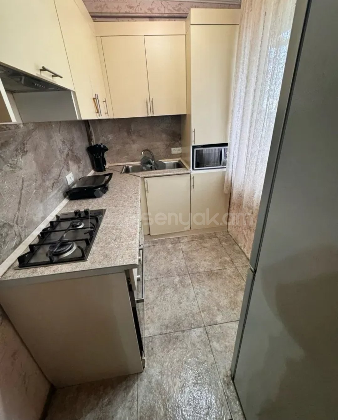 3 Սենյականոց Բնակարան, 45քմ, 9/9 հարկ, Կապիտալ Վերանորոգված