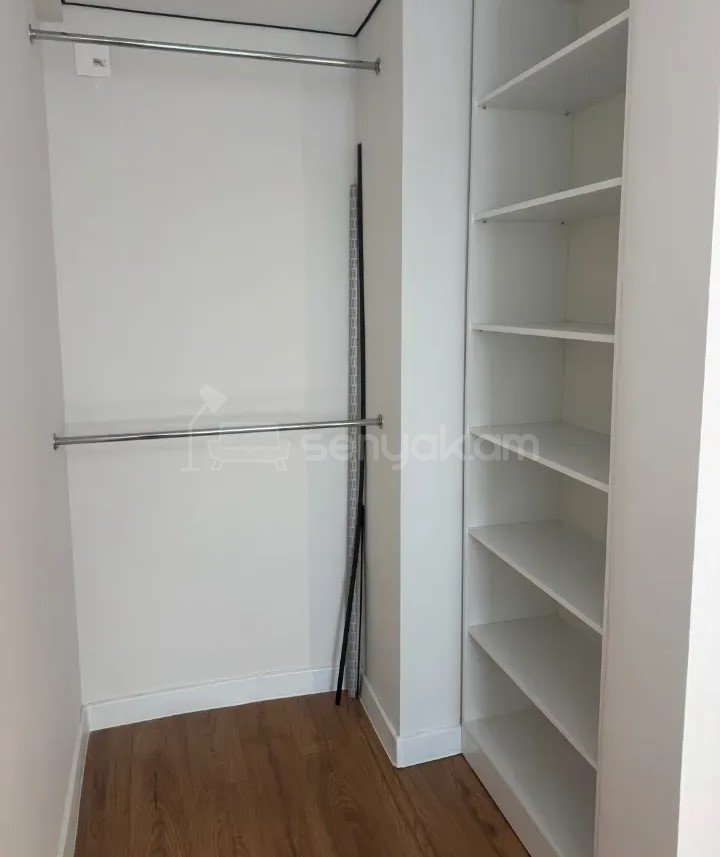 2 Սենյականոց Բնակարան, 41քմ, 9/10 հարկ, Կապիտալ Վերանորոգված