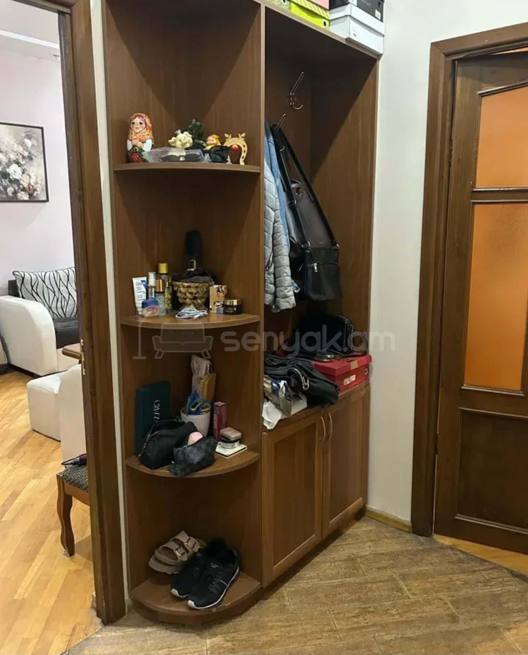 2 Սենյականոց Բնակարան Քարե Շենքում, 50քմ, 2/4 հարկ, Նորմալ Վիճակում, Կահավորված, Արևկող