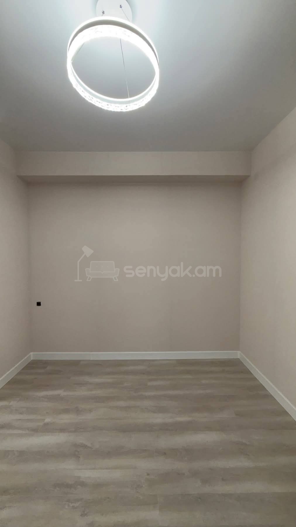 3 Սենյականոց Բնակարան Նորակառույցում, 58քմ, 3/12 հարկ, Դիզայներական Վերանորոգված