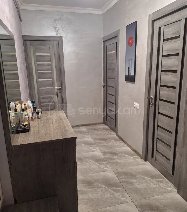 2 Սենյականոց Բնակարան, 56քմ, 3/9 հարկ, Նորմալ Վիճակում