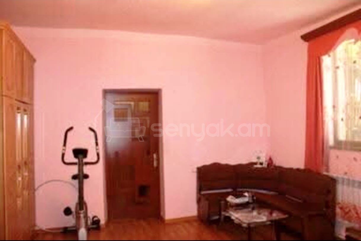 2 Սենյականոց Սեփական Տուն, 86քմ, Կոսմետիկ Վերանորոգված