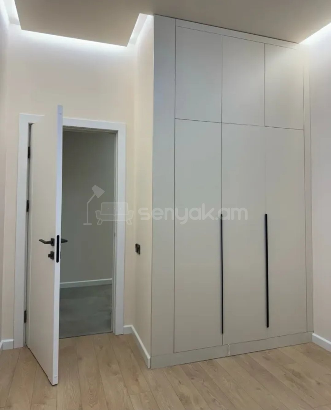 3 Սենյականոց Բնակարան Նորակառույցում, 92քմ, 8/18 հարկ, Կապիտալ Վերանորոգված