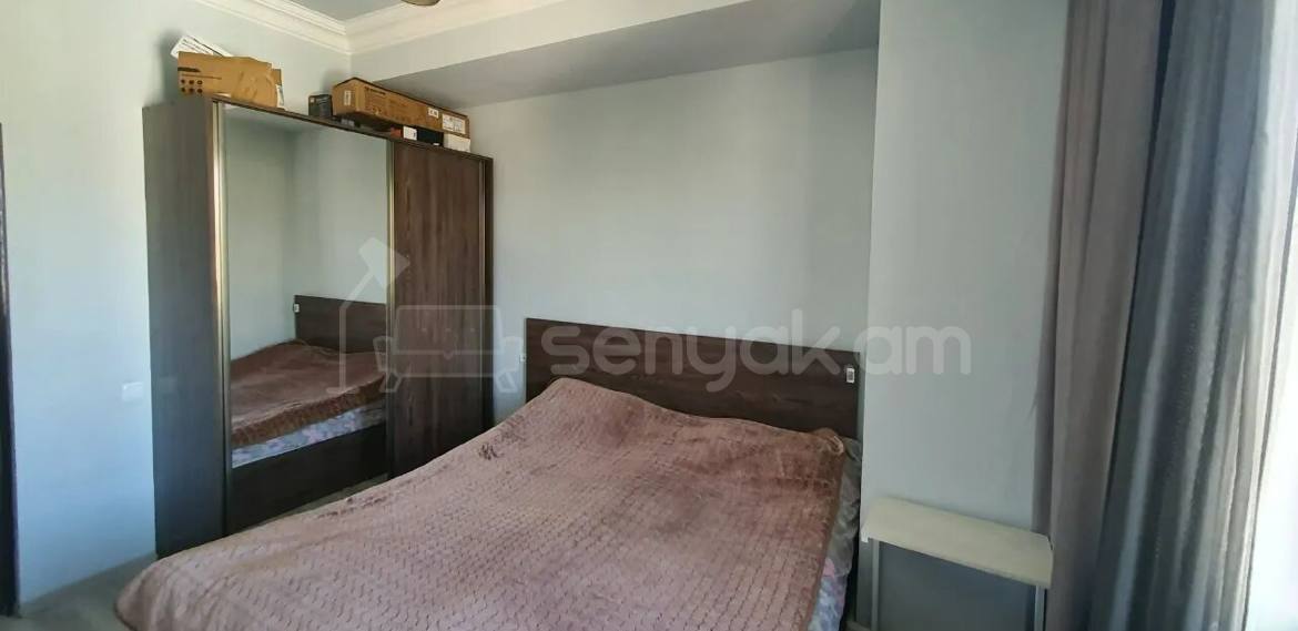 3 Սենյականոց Բնակարան Քարե Շենքում, 60քմ, 3/5 հարկ, Կապիտալ Վերանորոգված, Կահավորված