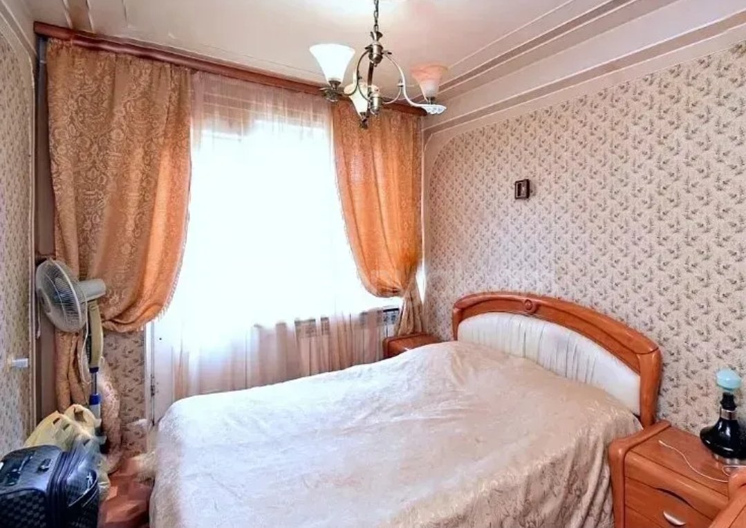 4 Սենյականոց Բնակարան Քարե Շենքում, 100քմ, 5/5 հարկ, Կապիտալ Վերանորոգված, Կահավորված, Արևկող
