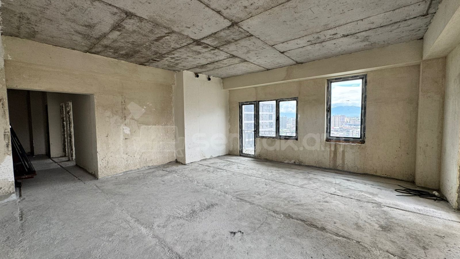 3 Սենյականոց Բնակարան Նորակառույցում, 98քմ, 16/16 հարկ, Զրոյական Վիճակում