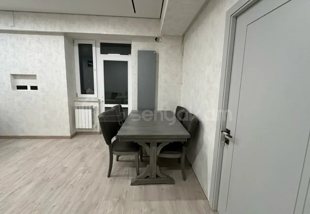 3 Սենյականոց Բնակարան Նորակառույցում, 72քմ, 11/18 հարկ, Կապիտալ Վերանորոգված
