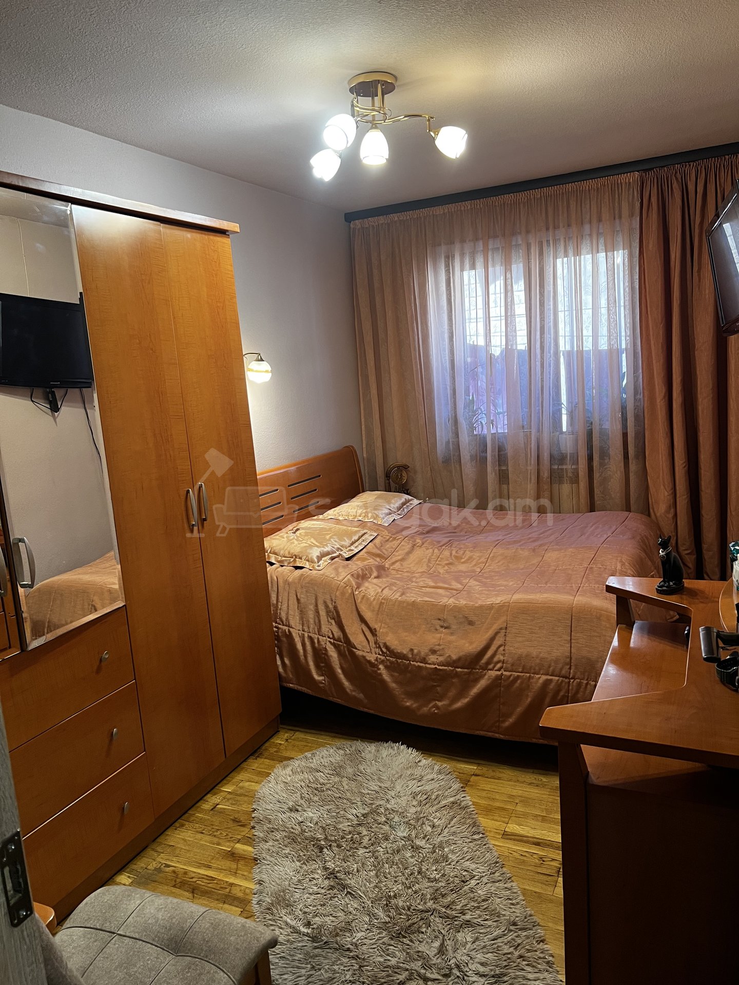 4 Սենյականոց Բնակարան, 90քմ, 1/5 հարկ, Կապիտալ Վերանորոգված
