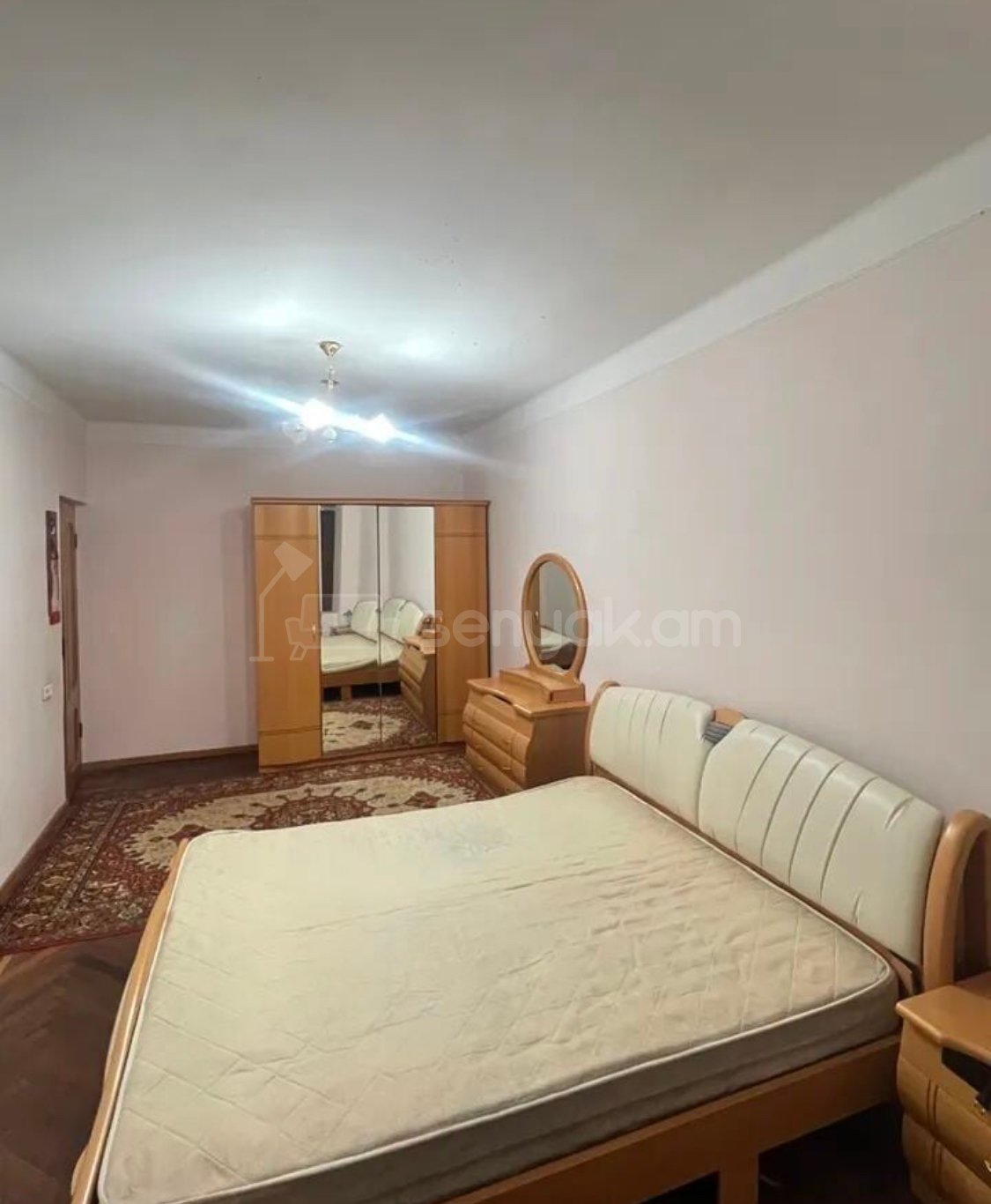 2 Սենյականոց Բնակարան Քարե Շենքում, 67քմ, 4/5 հարկ, Նորմալ Վիճակում, Կահավորված