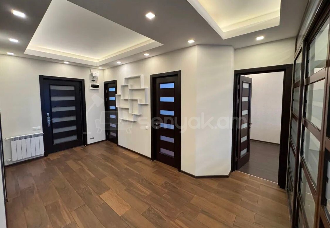 3 Սենյականոց Բնակարան Նորակառույցում, 98քմ, 6/18 հարկ, Դիզայներական Վերանորոգված