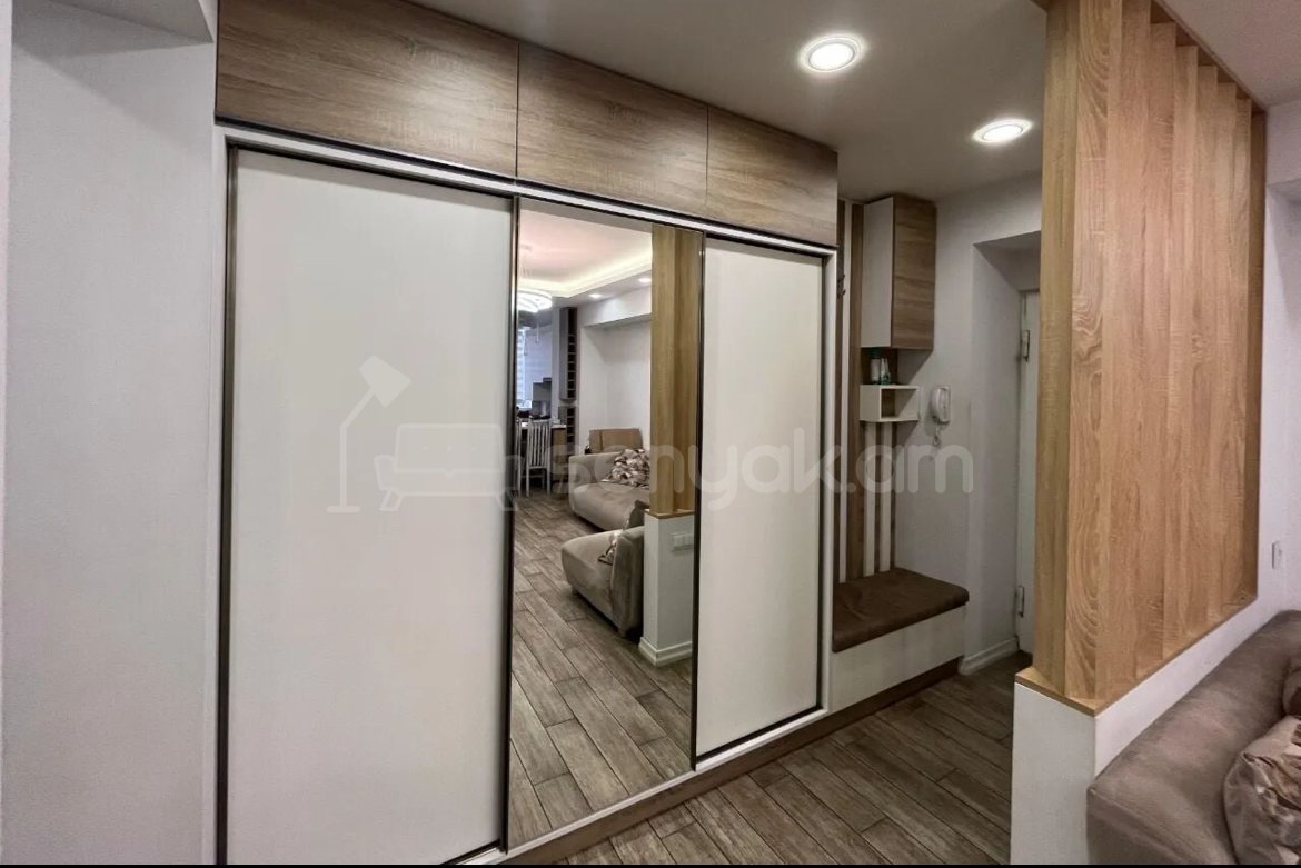 3 Սենյականոց Բնակարան, 66քմ, 4/10 հարկ, Կապիտալ Վերանորոգված