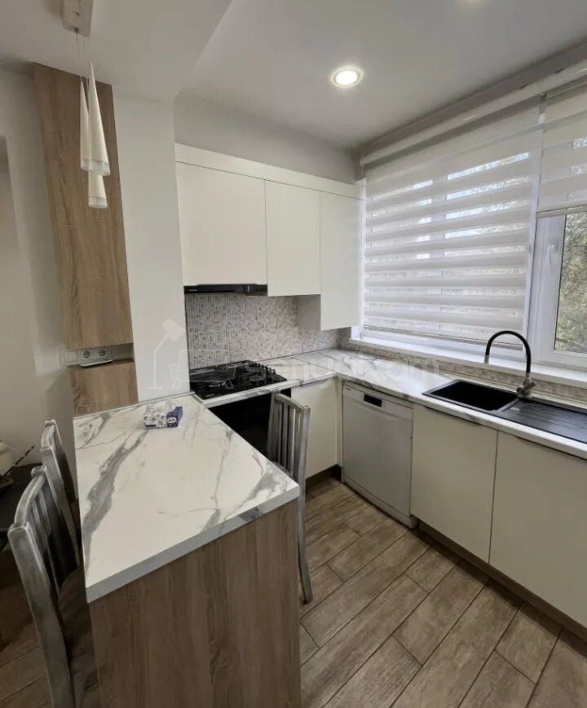 3 Սենյականոց Բնակարան, 66քմ, 4/10 հարկ, Կապիտալ Վերանորոգված