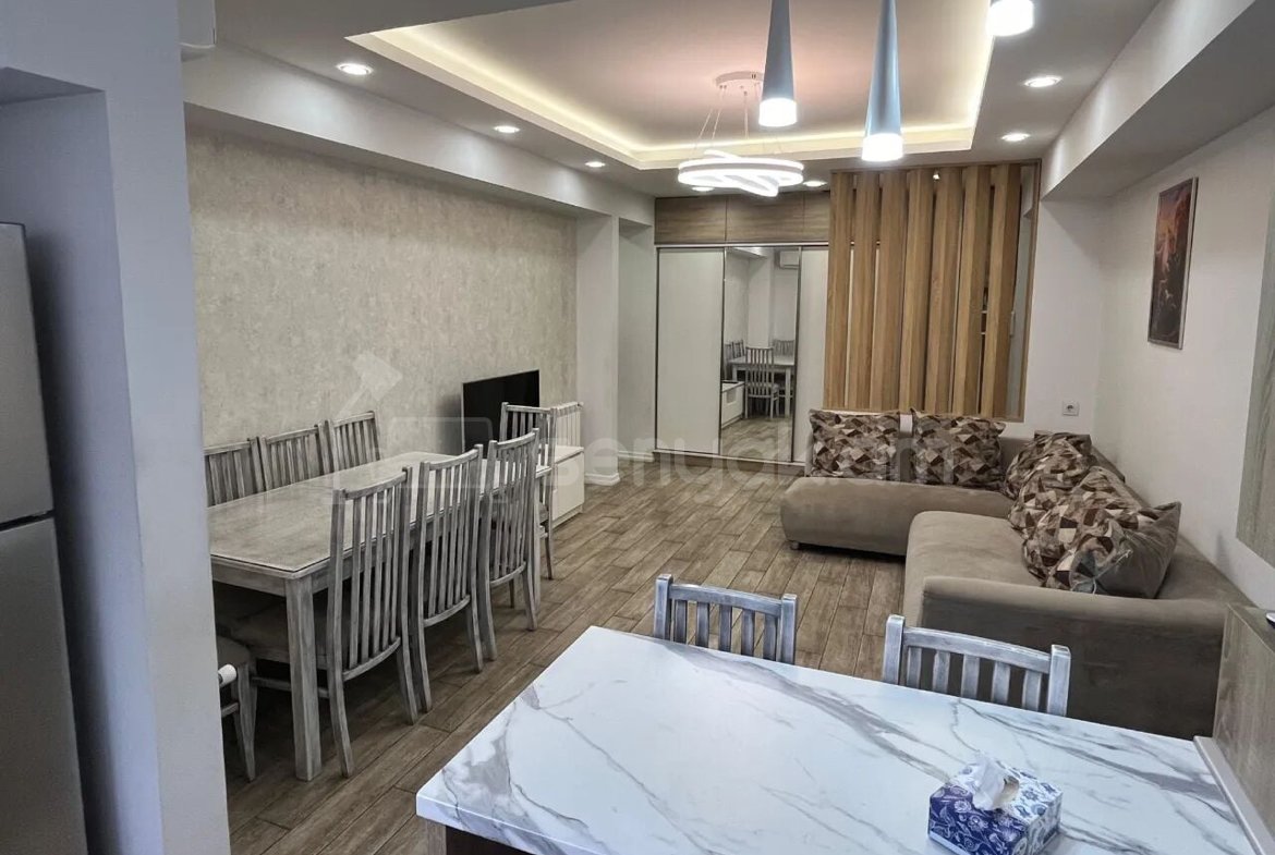 3 Սենյականոց Բնակարան, 66քմ, 4/10 հարկ, Կապիտալ Վերանորոգված