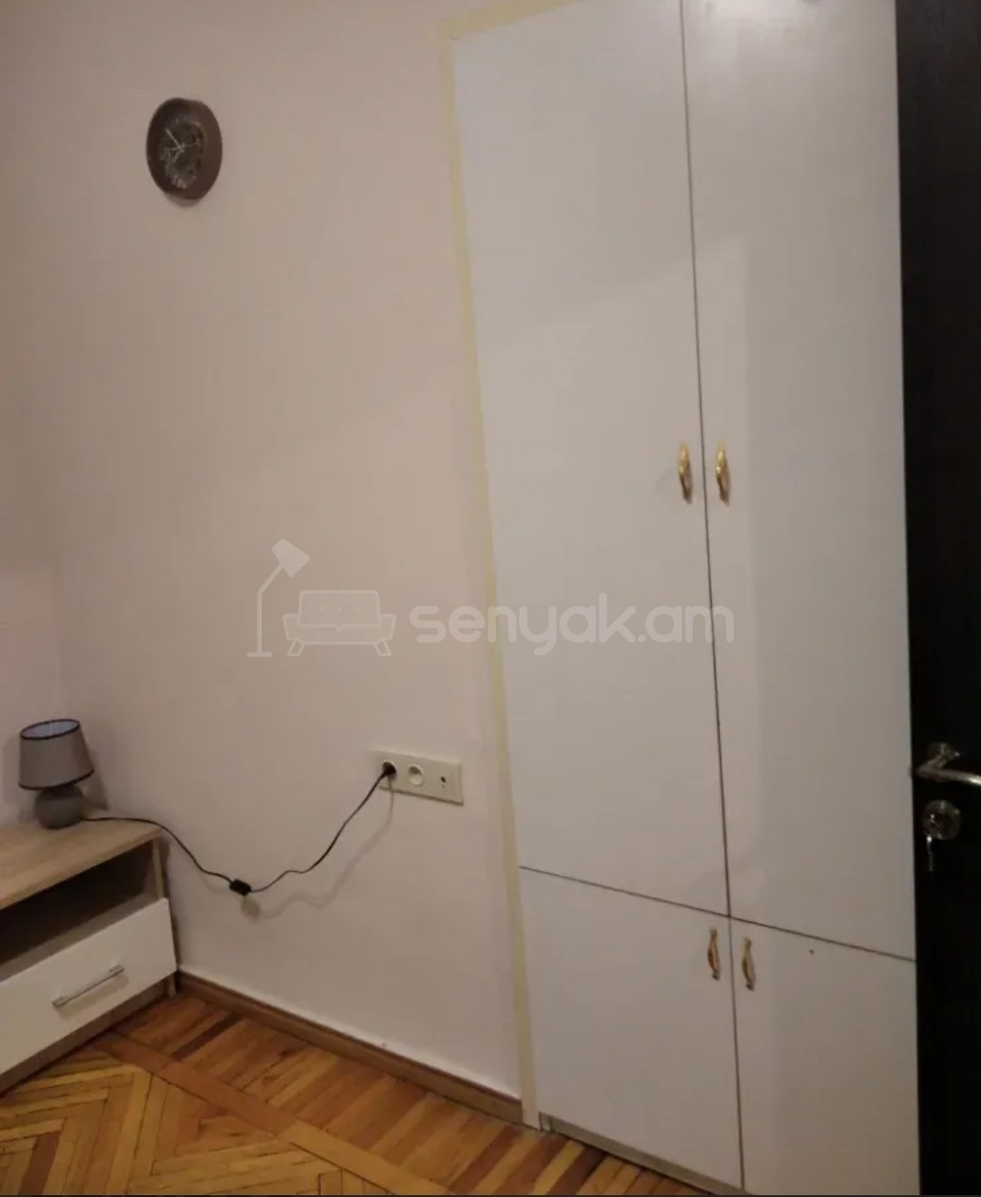 3 Սենյականոց Բնակարան Քարե Շենքում, 77քմ, 3/5 հարկ, Կապիտալ Վերանորոգված