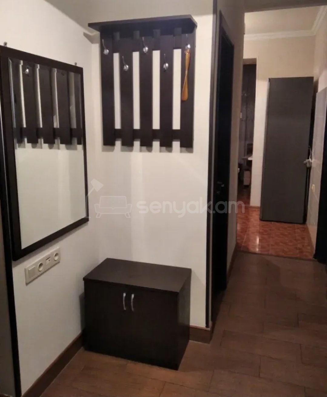 3 Սենյականոց Բնակարան Քարե Շենքում, 77քմ, 3/5 հարկ, Կապիտալ Վերանորոգված