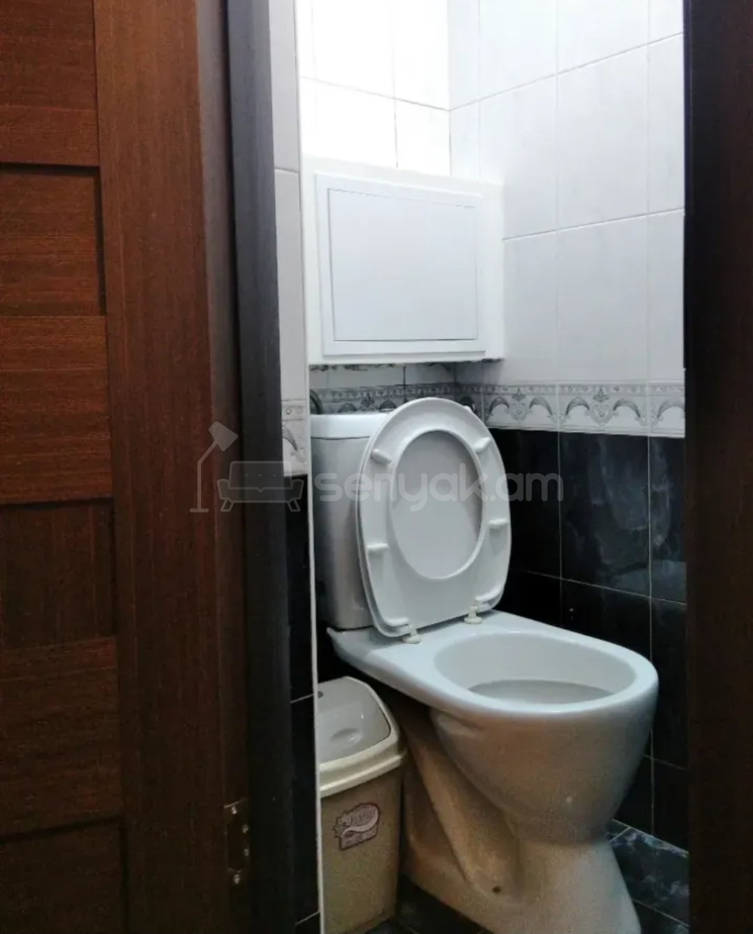 3 Սենյականոց Բնակարան Քարե Շենքում, 77քմ, 3/5 հարկ, Կապիտալ Վերանորոգված