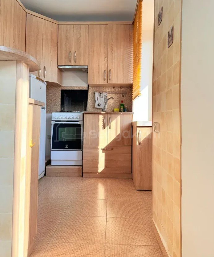 1 Սենյականոց Բնակարան Քարե Շենքում, 29քմ, 5/5 հարկ, Կապիտալ Վերանորոգված