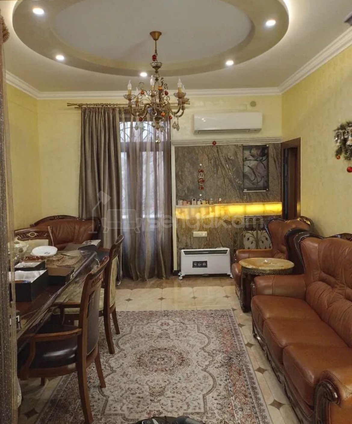 3 Սենյականոց Բնակարան Քարե Շենքում, 45քմ, 2/4 հարկ, Դիզայներական Վերանորոգված, Կահավորված