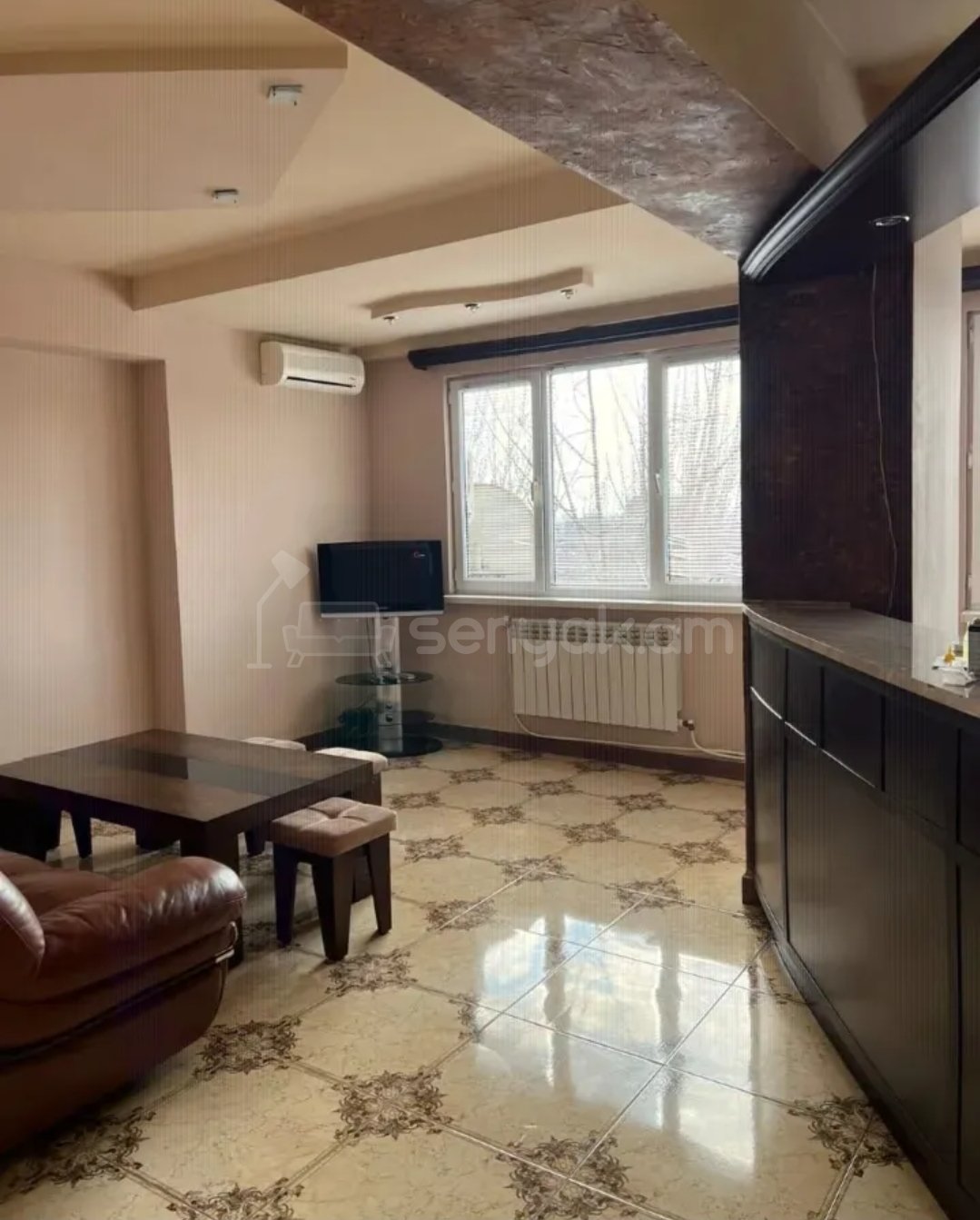 2 Սենյականոց Բնակարան, 41քմ, 6/9 հարկ, Կապիտալ Վերանորոգված, Կահավորված, Արևկող